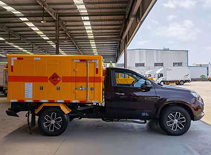 延津爆破器材运输车